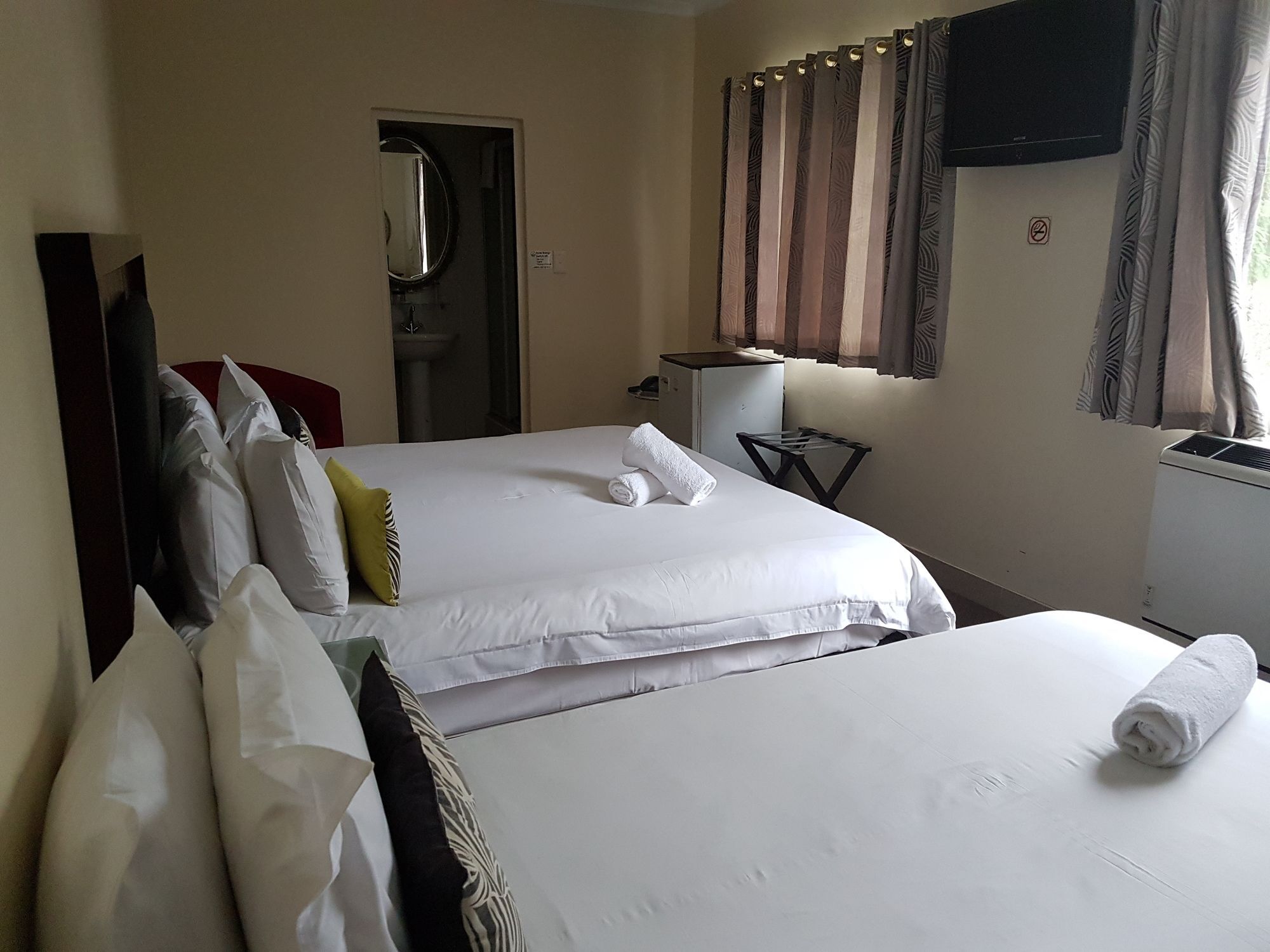 Ilawu Hotel Pietermaritzburg Exterior photo